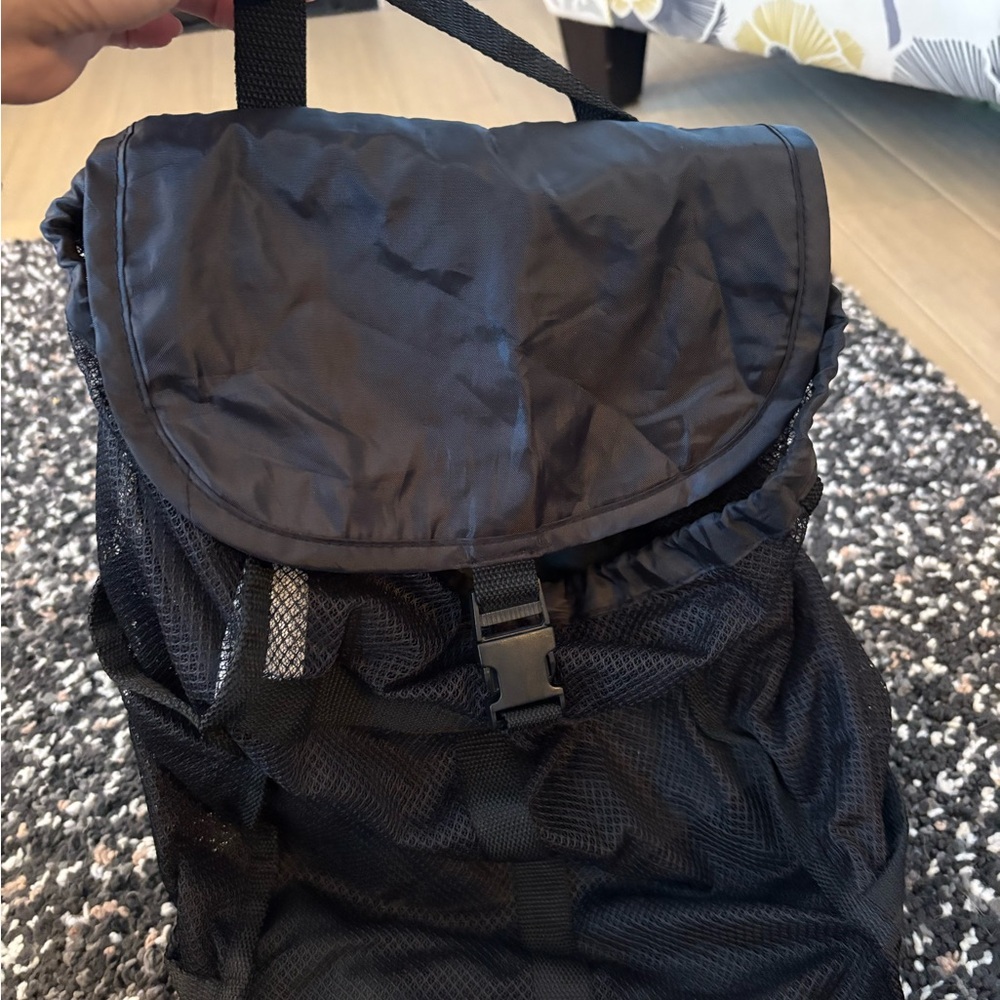 Black Mesh Backpack - Picture 2 of 3